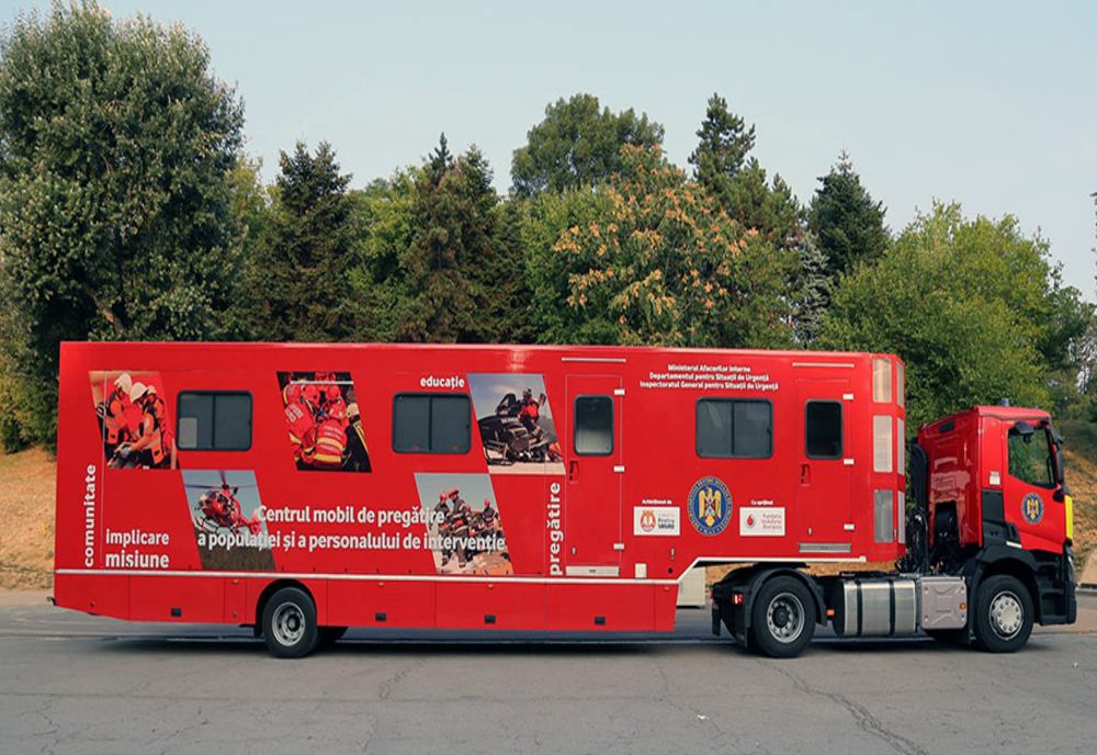 Caravana SMURD ,,Fii pregătit” și  Centrul mobil de instruire a populației pentru răspuns la situații de urgență ajung în municipiul Slobozia