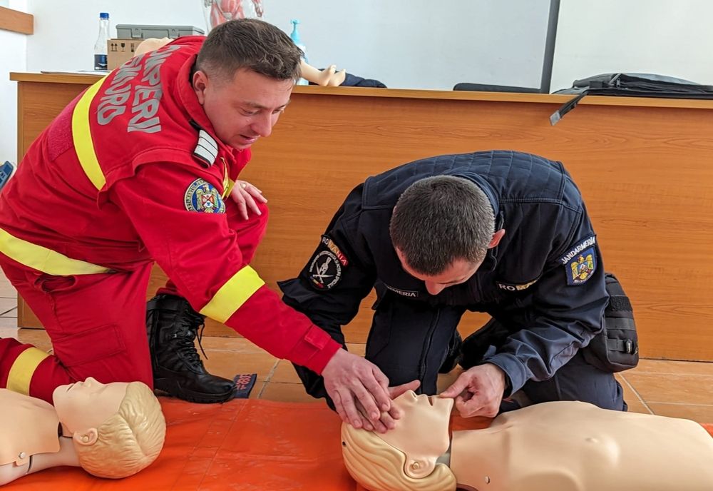 Jandarmii ialomițeni, sesiuni de prim ajutor 