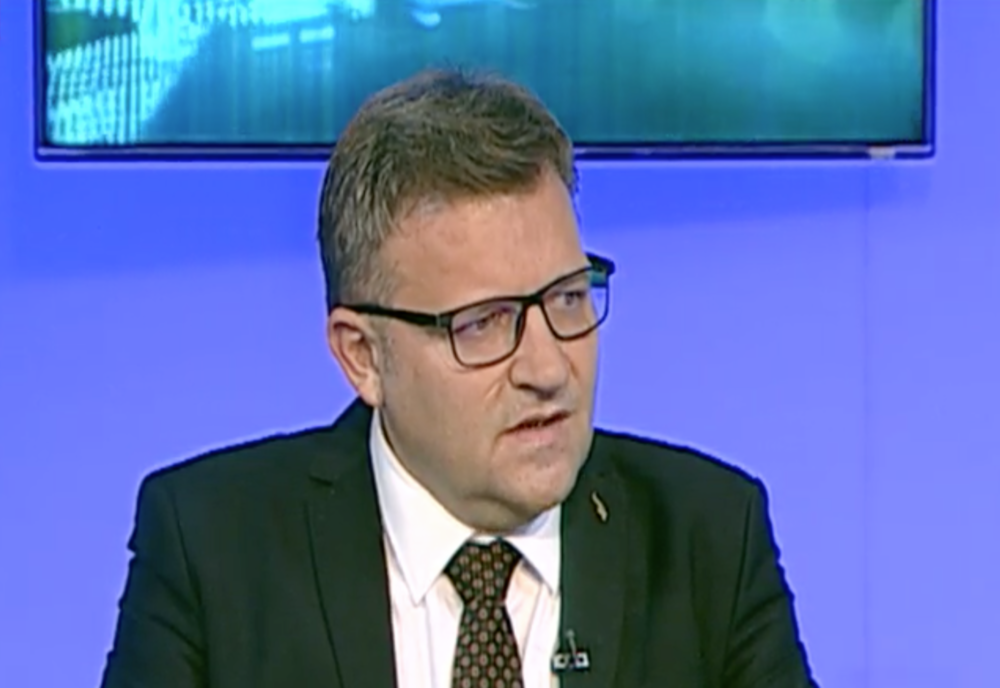 Ministrul Budăi nu mai știe cui să paseze reforma pensiilor speciale