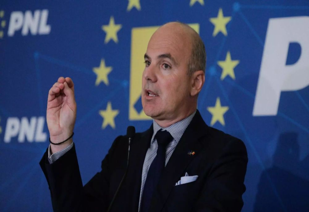 RAREȘ BOGDAN: NUMAI POPORUL ESTE ÎNDREPTĂȚIT SĂ JUDECE DACĂ O PERSOANĂ POATE DEVENI SAU NU PREȘEDINTE