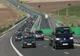 Un pieton a încercat să traverseze A2 și a fost lovit de o mașină