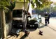 FOTO Impact violent între un autoturism și o autoutilitara. O persoană rănită