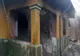 FOTO Casă cuprinsă de flăcări. Trei persoane la spital